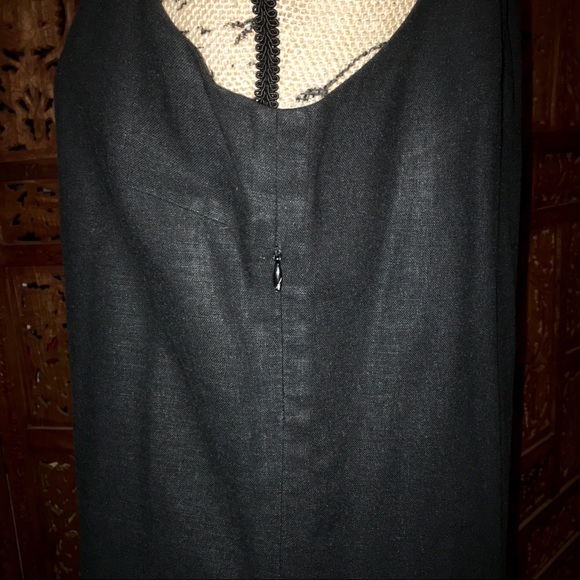 👗 Traditional Linen/Rayon LBD 👗 - Picture 2 of 3